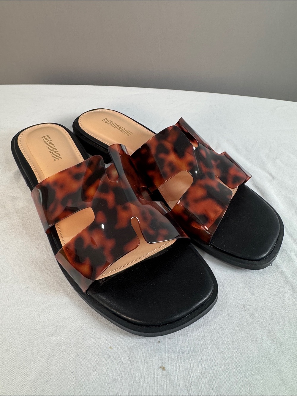 Tortoiseshell Slide Sandals in Brown